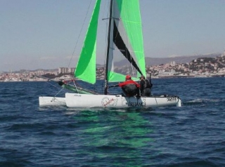  Descubra la navegación con un club náutico 